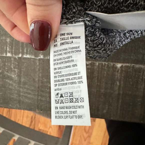 AMERICAN EAGLE NWT Marled Black/Gray/White Folded Band Beanie O/S - Picture 5 of 5